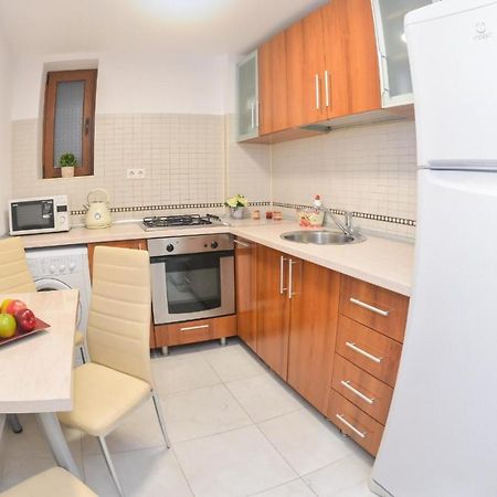 Spacious And Modern Apartment Close To Old City Bukarest Eksteriør billede