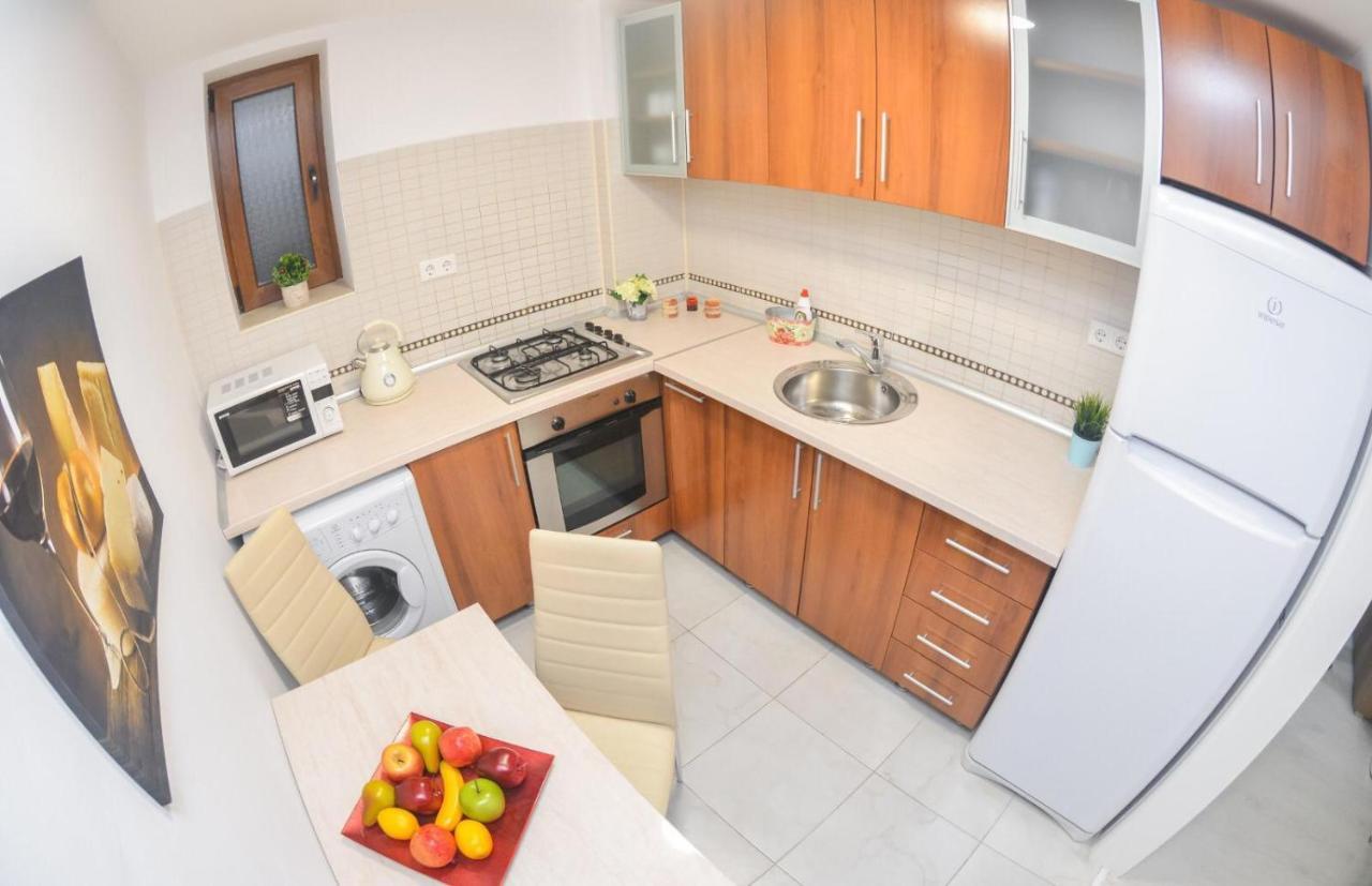 Spacious And Modern Apartment Close To Old City Bukarest Eksteriør billede