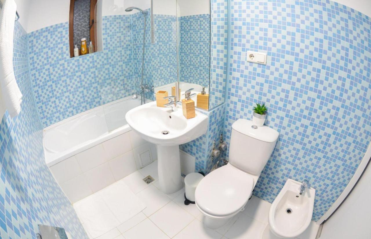 Spacious And Modern Apartment Close To Old City Bukarest Eksteriør billede